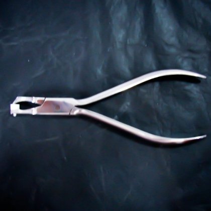 PINZA QUITA BANDAS (ESTERILIZABLE)